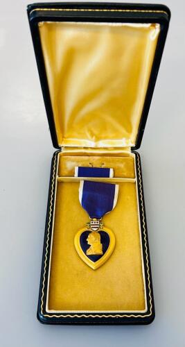 United States Purple Heart Military Medal with Presentation Case and Ribbon Bar