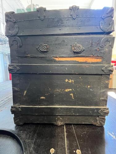 1930's Circa Shipping Trunk - 12