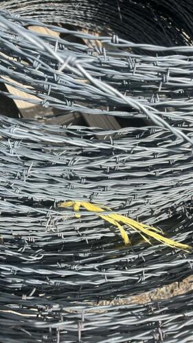 Large 2-Strand 4-Point Galvanized Barbed Wire Roll - 3