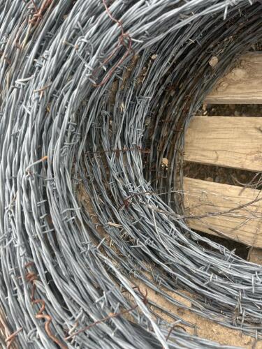Large 2-Strand 4-Point Galvanized Barbed Wire Roll - 3