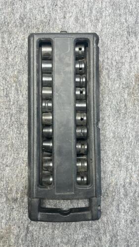 Craftsman 7pc Metric Universal Wrench Set 9-47019 & 10pc Socket Set, Lifetime Warranty - 2