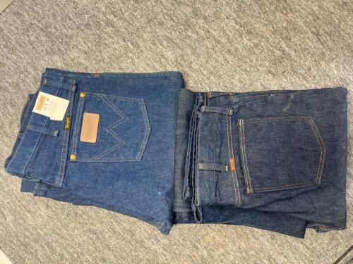 (4) Levi's & Wrangler Men's Jeans - Size 34-36