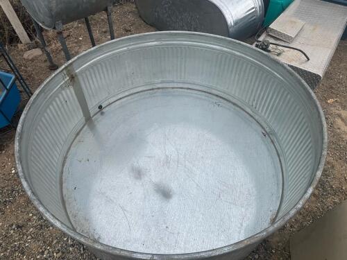 Behlen Large Round Water Trough 6&rsquo;2&rdquo;