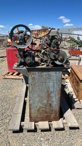 South Bend Metal Lathe - 4