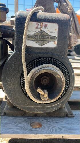 Homart Briggs, Stratton Water Pump - 4