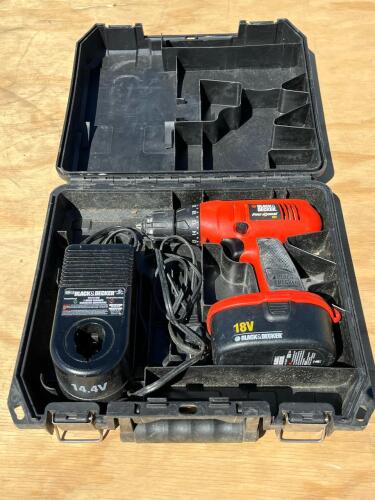 19V Black and Decker Drill in Dewalt case, Black and Decker Router