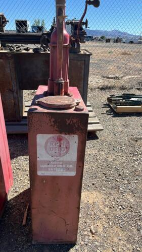 Vintage RPM Delo Oil Dispenser
