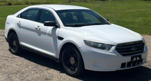 2019 FORD TAURUS - 79K MILES! - 8