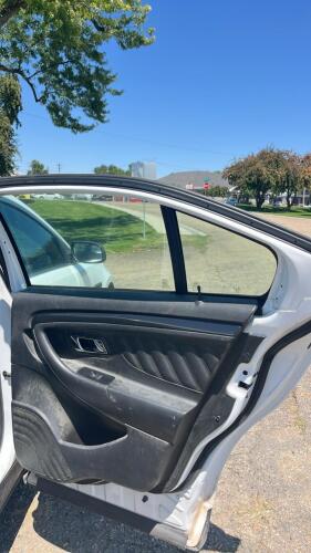 2019 FORD TAURUS - 79K MILES! - 10