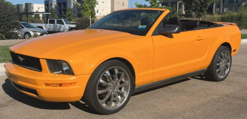 2007 FORD MUSTANG - CONVERTIBLE!