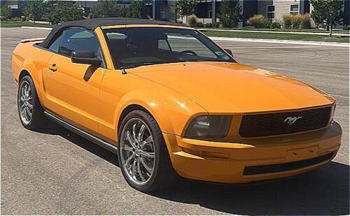 2007 FORD MUSTANG - CONVERTIBLE! - 3