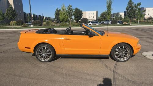 2007 FORD MUSTANG - CONVERTIBLE! - 37