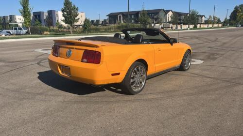 2007 FORD MUSTANG - CONVERTIBLE! - 38