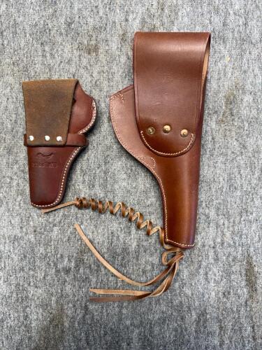 Military Leather Gun Belt with US & Kroydon Holsters, DeSantis & Nylon Holsters, Complete Set - 4