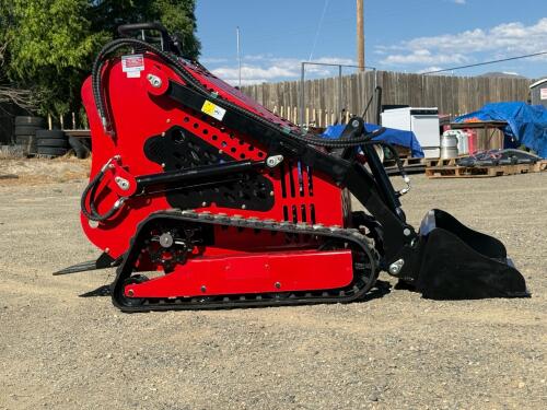 Mini Skid Steer Loader SDLL60 Gas, 25hp - UPDATED6/23: Color Red