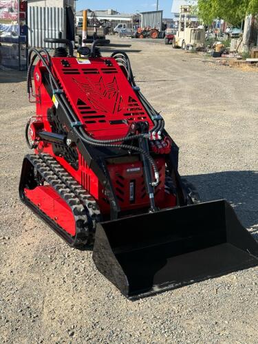 Mini Skid Steer Loader SDLL60 Gas, 25hp - UPDATED6/23: Color Red - 2