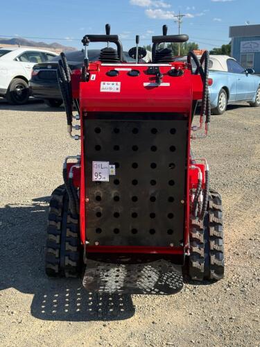 Mini Skid Steer Loader SDLL60 Gas, 25hp - UPDATED6/23: Color Red - 6