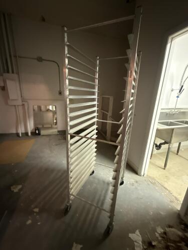 20 1/2&rdquo;w x 26&rdquo;d x 69&rdquo;h Aluminum Bakery Sheet Pan Rack