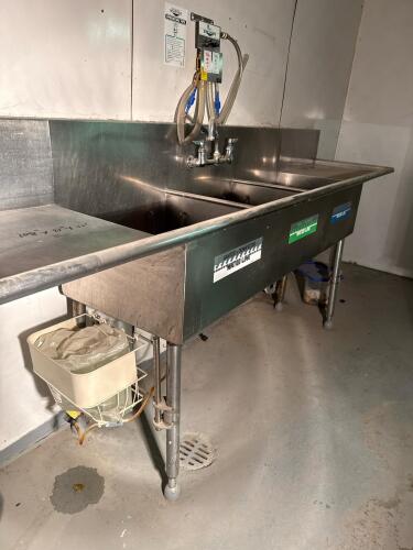 Commercial Dorado 3-Compartment Stainless Steel Sink w/ Dual Drainboards & Dispenser System - 5