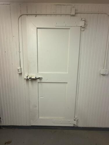 Russell Walk-In Cooler - 10