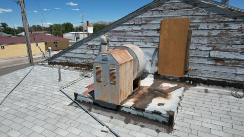 Large Commercial Upblast Roof Exhaust Fan, Galvanized Steel, Westinghouse Disconnect