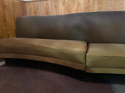 Curved Commercial Booth Seating. Two-Tone Brown, Modular Design - 6
