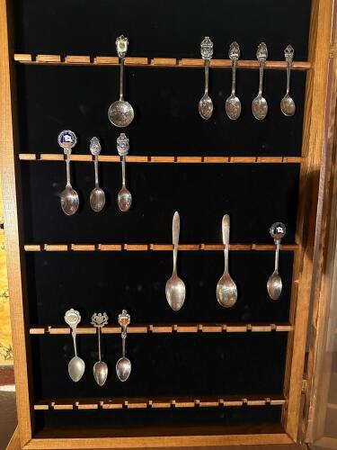 International Collectible Souvenir Spoon Set (15) with Wooden Display Case
