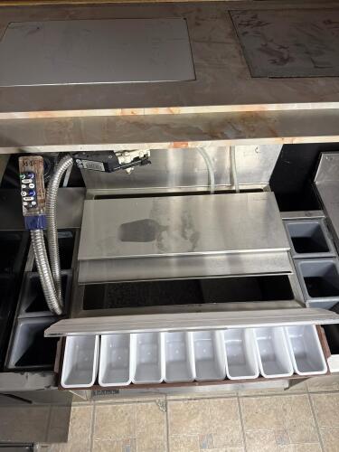 Perlick Underbar Soda Gun Ice Bin Station w/ 8 Bottle Wells, 1 Gun, Pump - 5