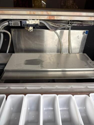 Perlick Underbar Soda Gun Ice Bin Station w/ 8 Bottle Wells, 1 Gun, Pump - 6