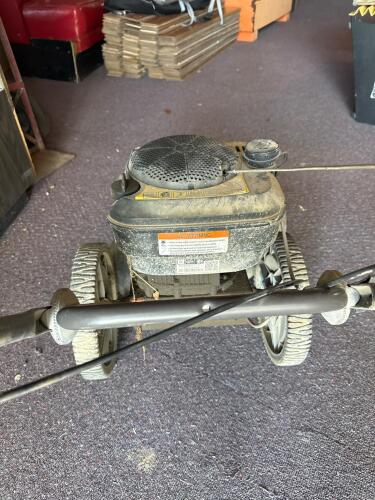 Husqvarna HU625HWT Walk-Behind 22" String Trimmer, Briggs & Stratton 190cc Engine, Manual Included - 3