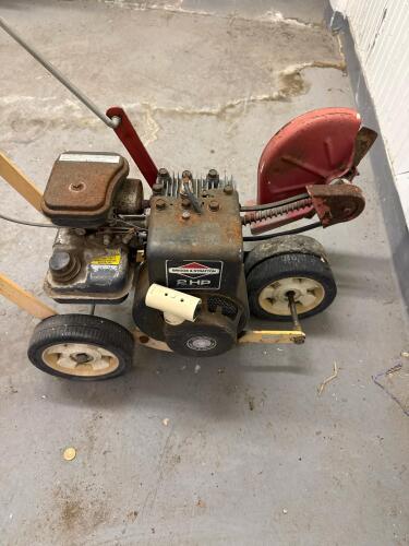 McLane Walk-Behind Lawn Edger, Briggs & Stratton 3.5 HP Engine, Belt Drive, Adjustable Blade Tilt - 5