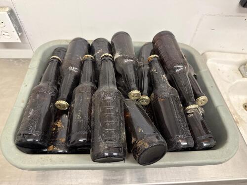 18 Amber Glass 12 oz Longneck Beer Bottle Salt & Pepper Shakers