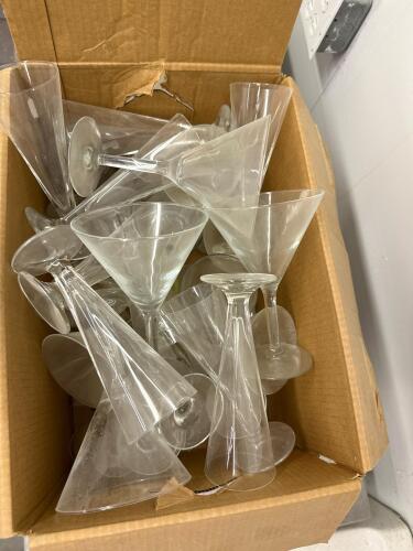 Mixed Lot of Vintage & Modern Martini, Champagne, Coupe, and Rocks Glasses &ndash; Clear Glass