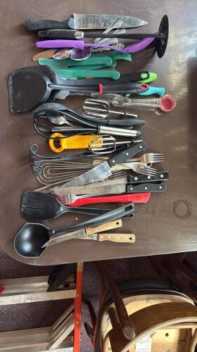 Assorted Kitchen Utensils and Cutlery Lot &ndash; 40&ndash;50 Pieces, Mixed Brands