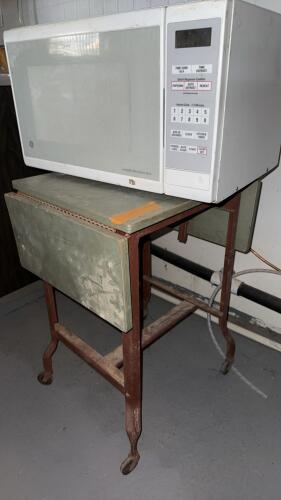 GE Microwave Oven + Cart - 2