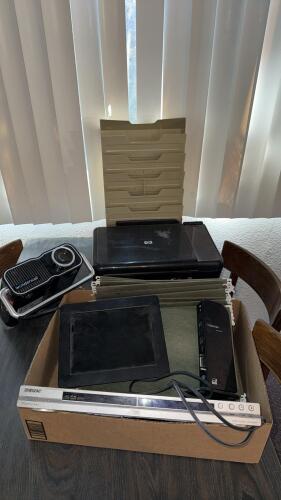 Electronics Lot: Sony DVP-NS501P DVD Player, Toshiba dynadock, HP C4750 Printer, Wonderwall Projector