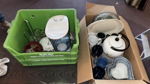 Assorted Kitchenware Lot - 4