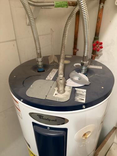 Whirlpool 30-Gallon Electric Water Heater + Metal Stand - 4