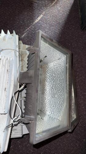Heavy-Duty Outdoor Metal Halide Flood Lights, 250W&ndash;400W, Cast Aluminum Housing, Lot of 3 - 3