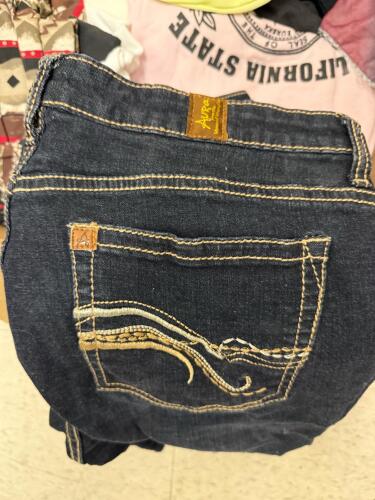 Mixed Lot Levi&rsquo;s Wrangler Volcom Denim Shorts Jackets Tops Sizes S-XL, Women&rsquo;s & Unisex Brands. Women's Costume - 9