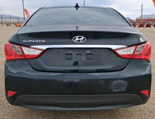 2014 Hyundai Sonata GLS Sedan, 143,851 Miles, Black Exterior, Gray Cloth Interior - 6