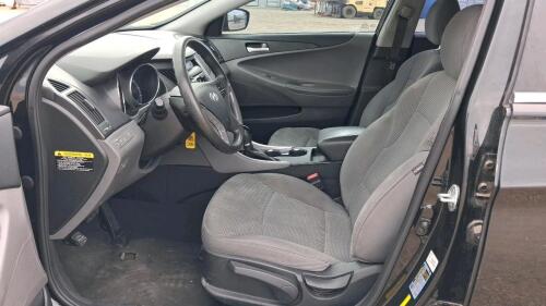 2014 Hyundai Sonata GLS Sedan, 143,851 Miles, Black Exterior, Gray Cloth Interior - 10