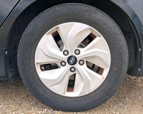 2014 Hyundai Sonata GLS Sedan, 143,851 Miles, Black Exterior, Gray Cloth Interior - 18